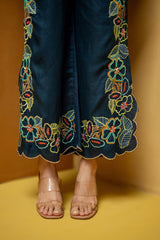 Kaayaa Pants
